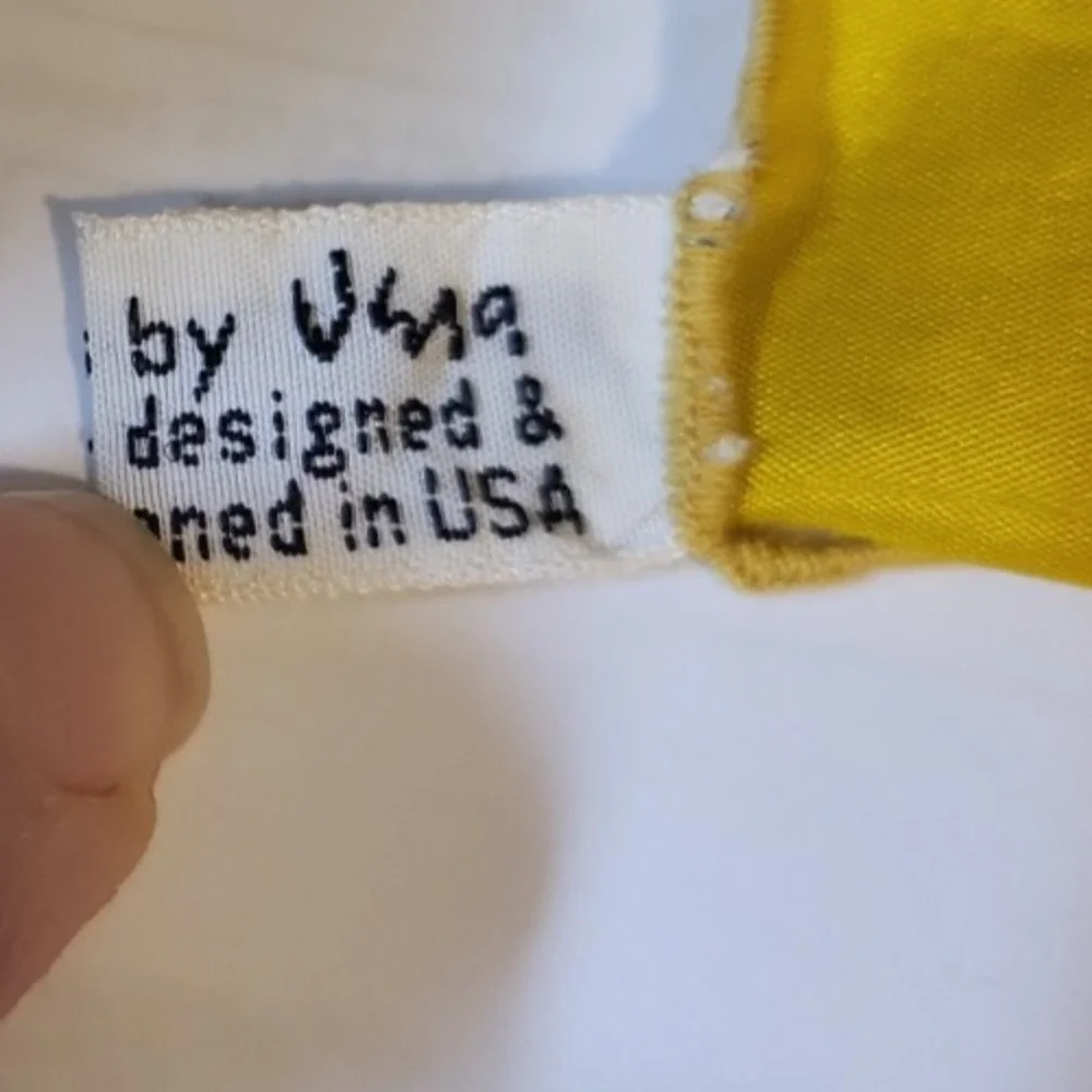 Vera Neumann VTG Silk Scarf Japan Yellow & White Fluid Abstract Print 21